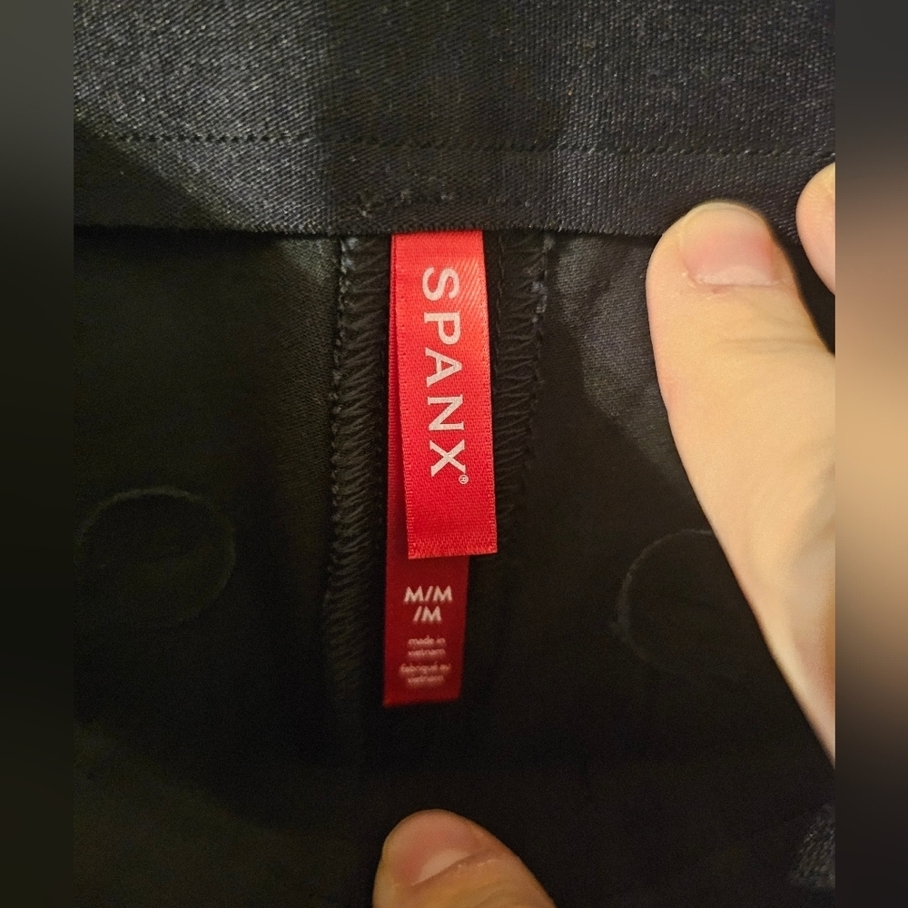 Spanx NWT Polished Ankle on the Go Slim Fit Trouser Pant Size M - Picture 4 of 5